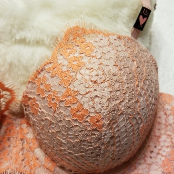 Victoria's Secret Dream Angel Lightly Lined Bra NWT - Picture 6 of 8